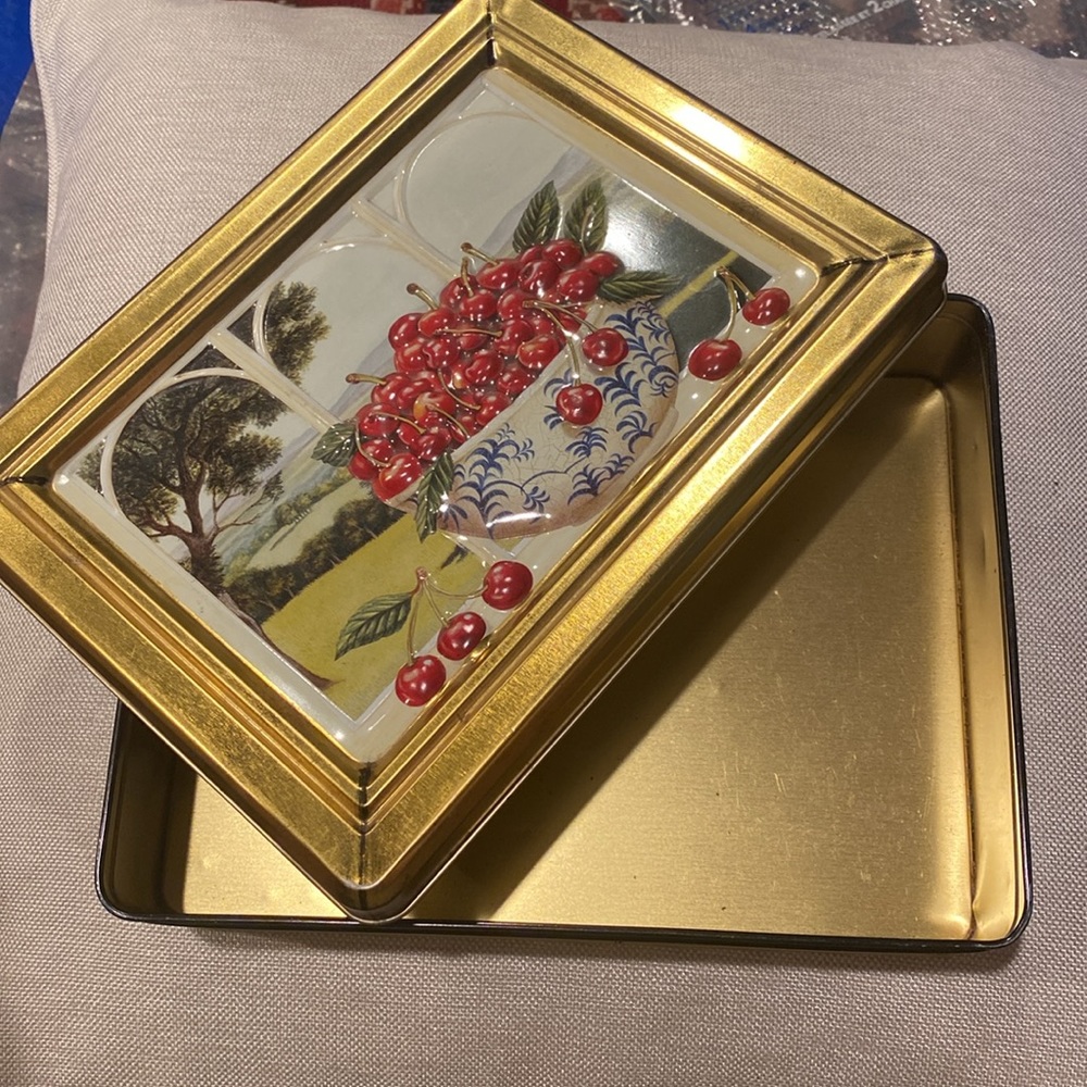 1997 box Window Frame Bowl of Red Cherries 🍒 The Silver Crane Company ENGLAND
